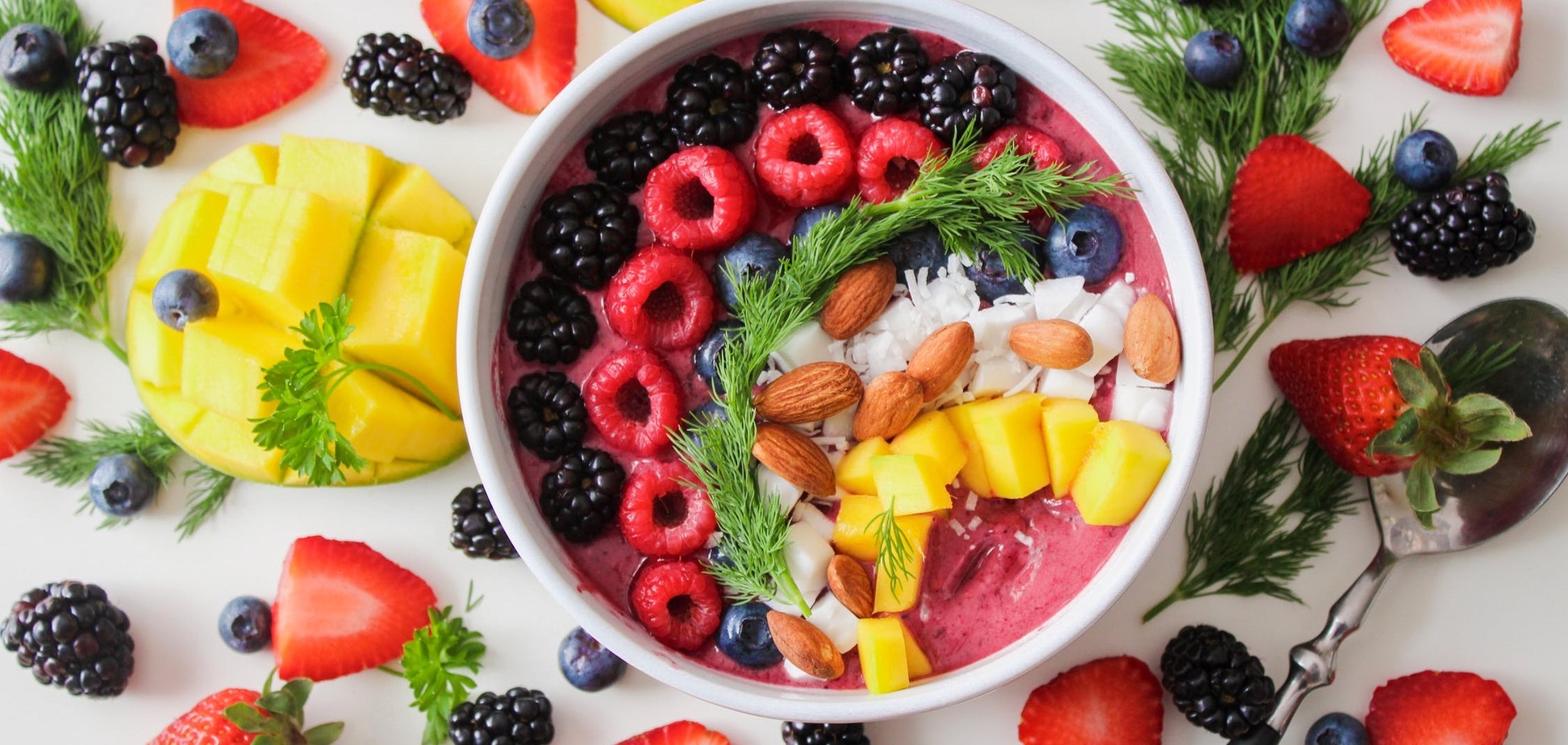 Можно есть на ночь! Названы продукты, которые не мешают худеть