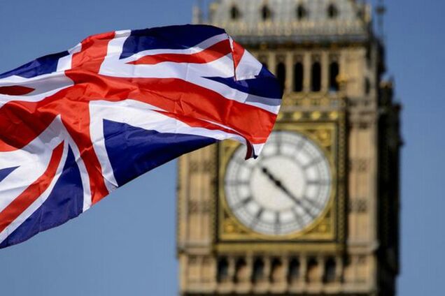 Посольство Британії заявило, що Україна обмежить виїзд своїх громадян: з'явилася відповідь МЗС