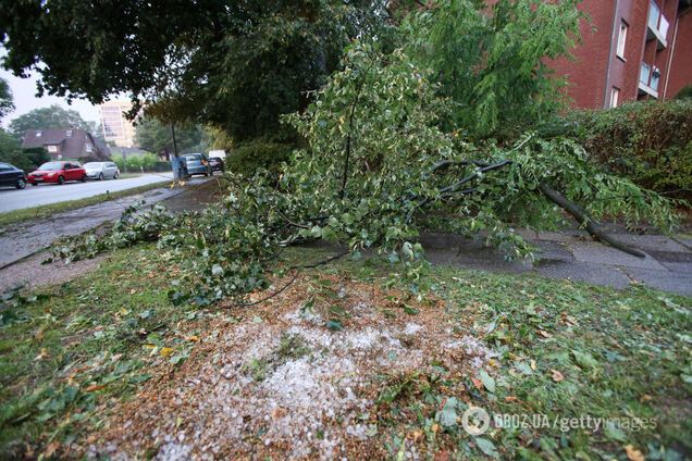 По Украине объявили штормовое предупреждение: где будут заморозки и град