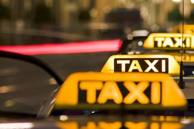 Таксі дозволено рухатися смугами для громадського транспорту
