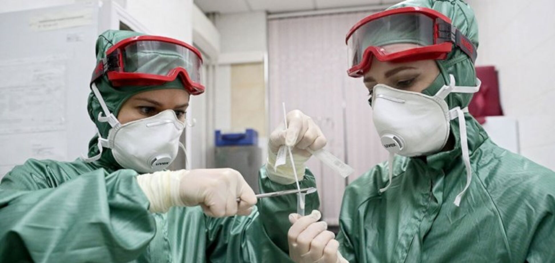 Коронавірусом в Дніпрі захворіло близько 300 осіб: свіжа статистика. Мапа