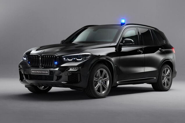 BMW проти Калашникова, хто переможе: відео