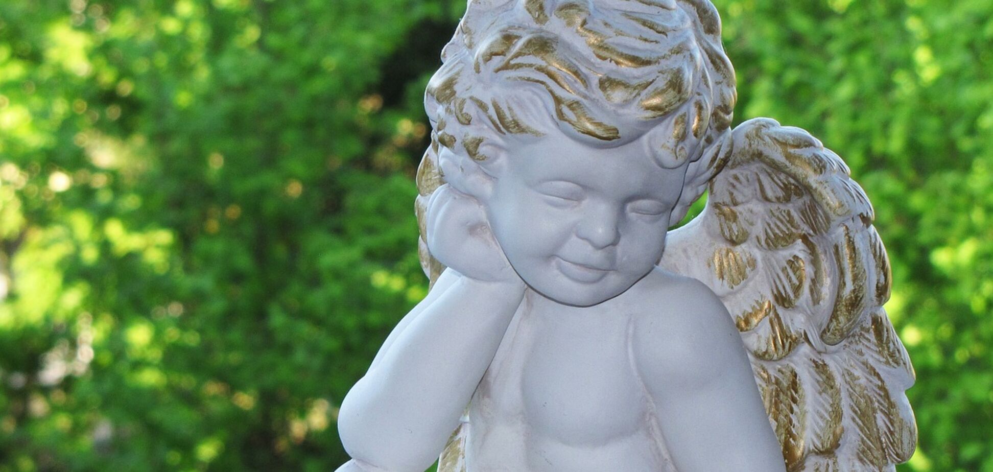 С Днем ангела Юлии: поздравления в стихах, картинках, смс и видео