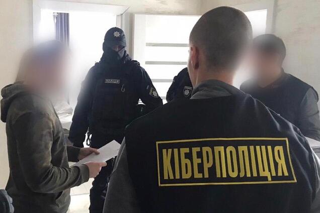 У Львівській області хакер виводив гроші користувачів банків