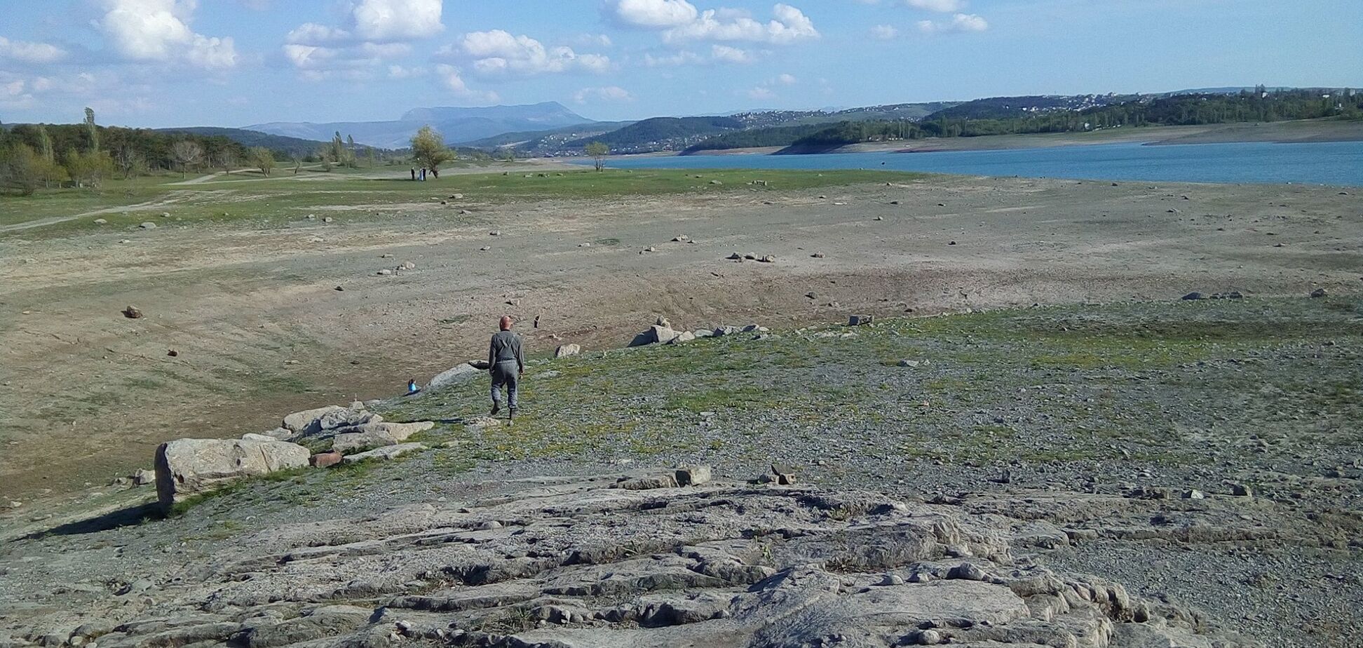 Крим без води: як висохли водосховища півострова за 6 років, показали на фото