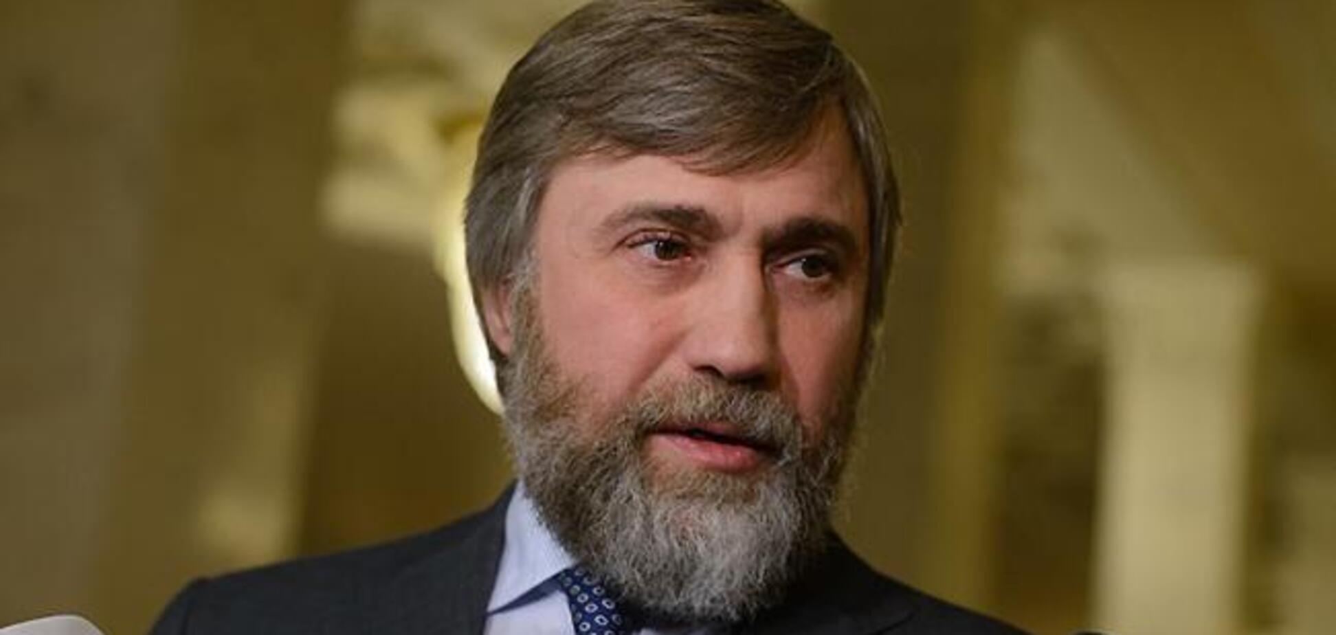 Фонд Новинского передал Петропавловской больнице аппарат ИВЛ и 200 комплектов индивидуальной защиты для медиков