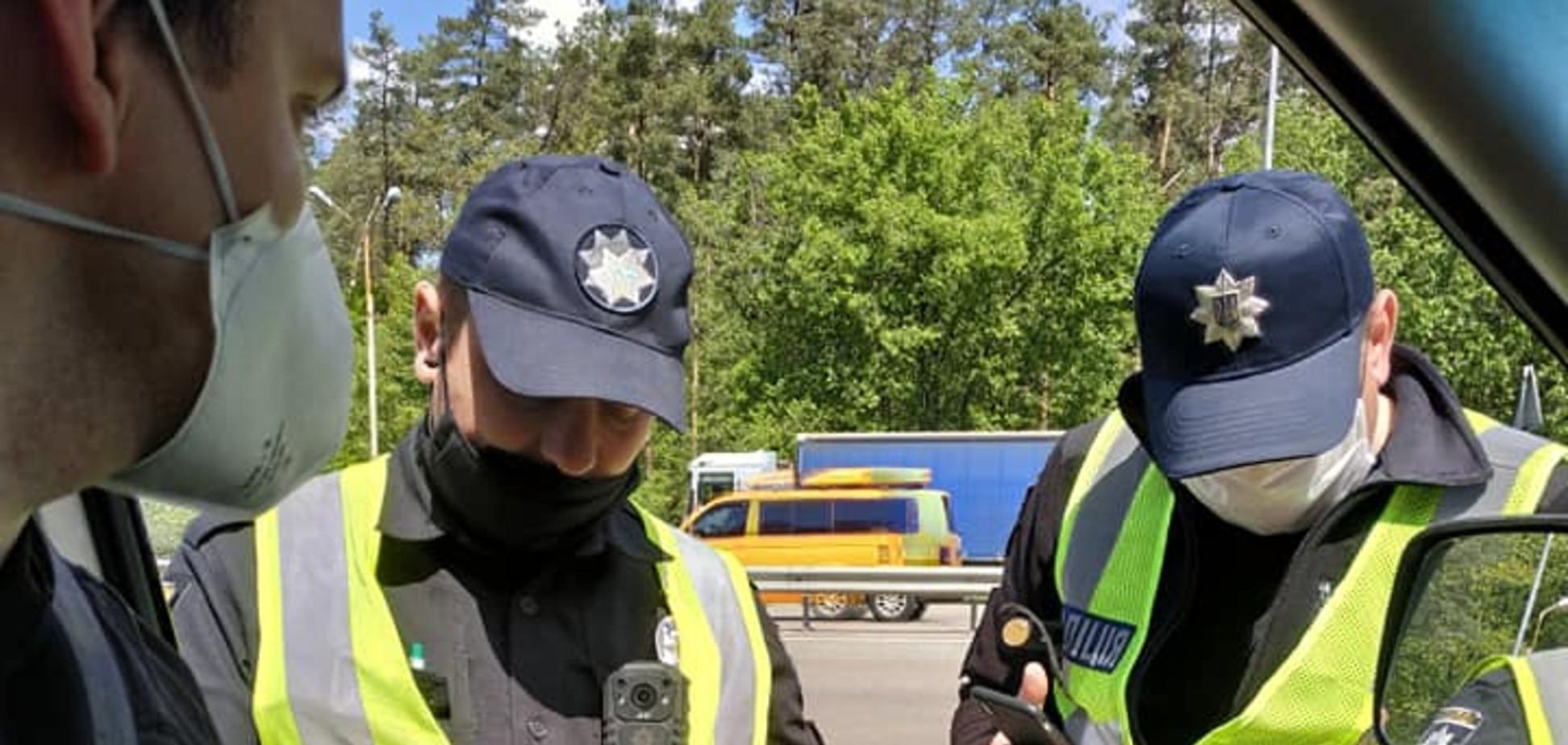 Нас зупинили на Житомирській трасі: знущались, насміхались, погрожували...