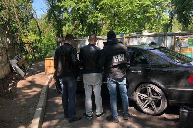 В Киеве поймали наркодиллера с кокаином на 75 тысяч долларов. Фото