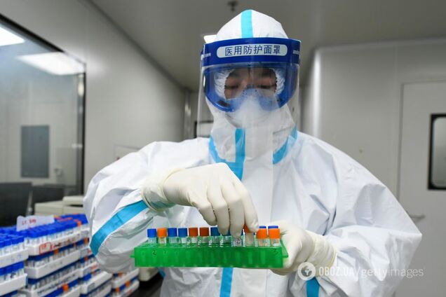 Китай винайшов п'ять вакцин від коронавірусу: почалися випробування