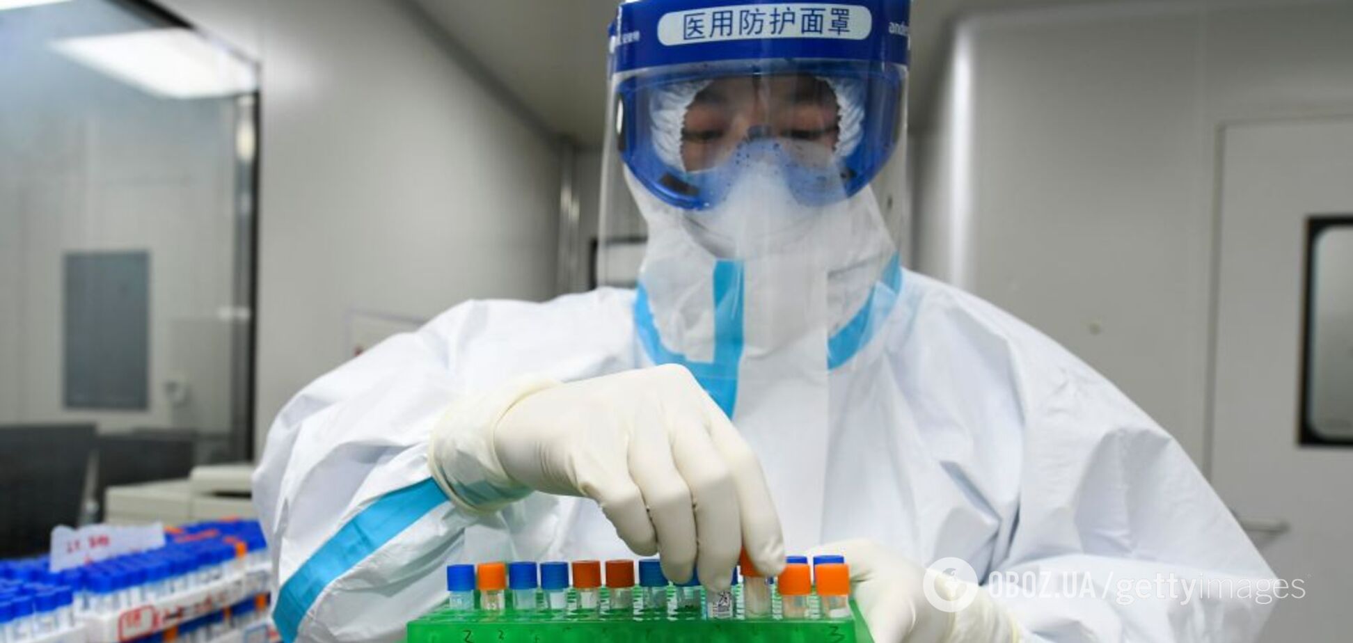 Китай винайшов п'ять вакцин від коронавірусу: почалися випробування