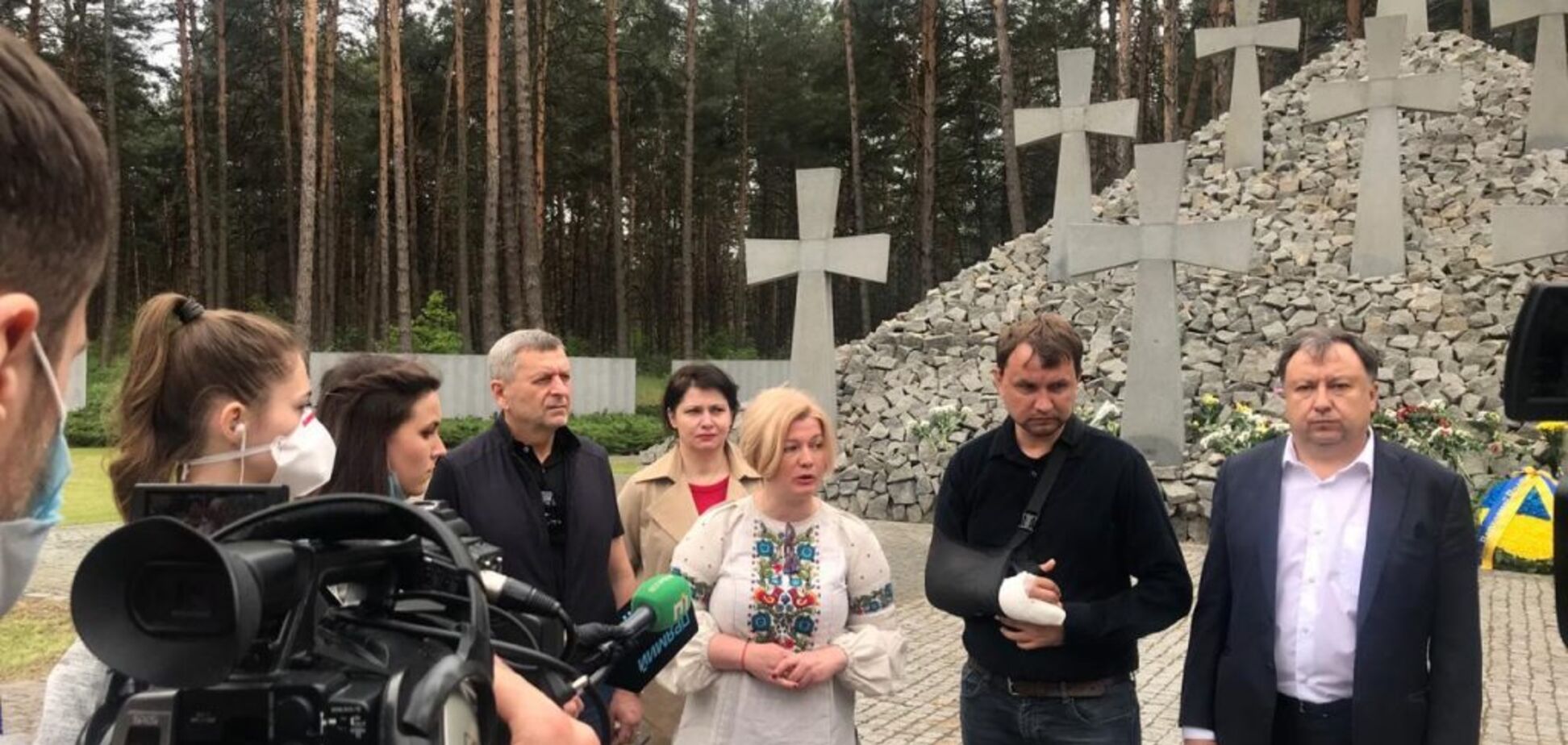 Депутаты от ЕС почтили память жертв политрепрессий и обратились к Зеленскому