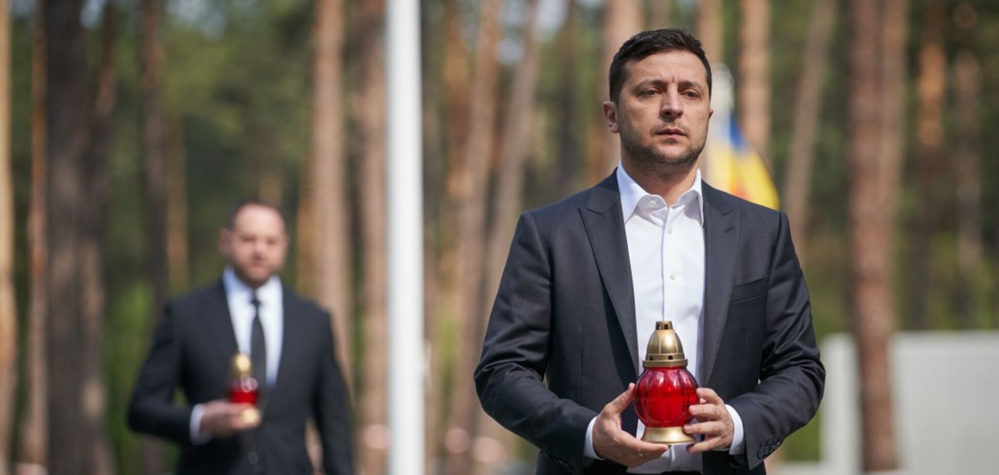 Зеленський вшанував пам'ять жертв політичних репресій. Фото