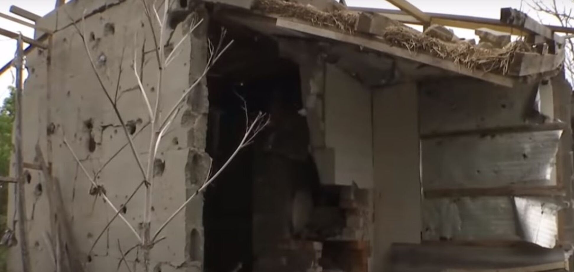 Окупанти на Донбасі обстріляли житлові будинки. Відео