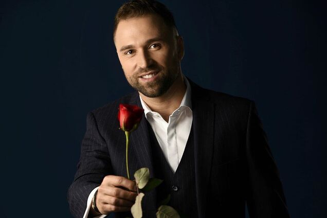 Головний герой 'Холостяк 10' Макс Михайлюк показав зворушливі фото з батьками