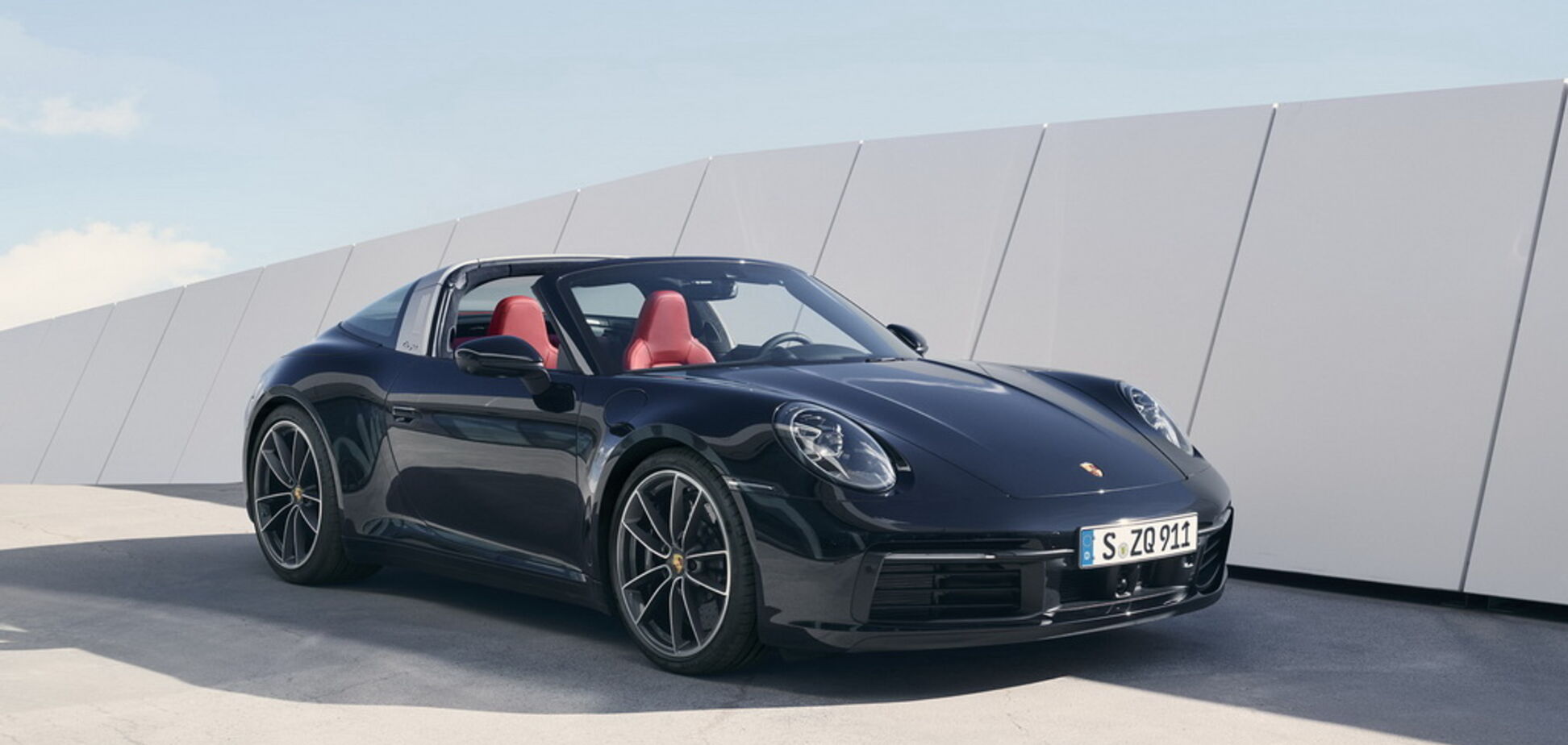 Семейство Porsche 911 пополнилось версией Targa