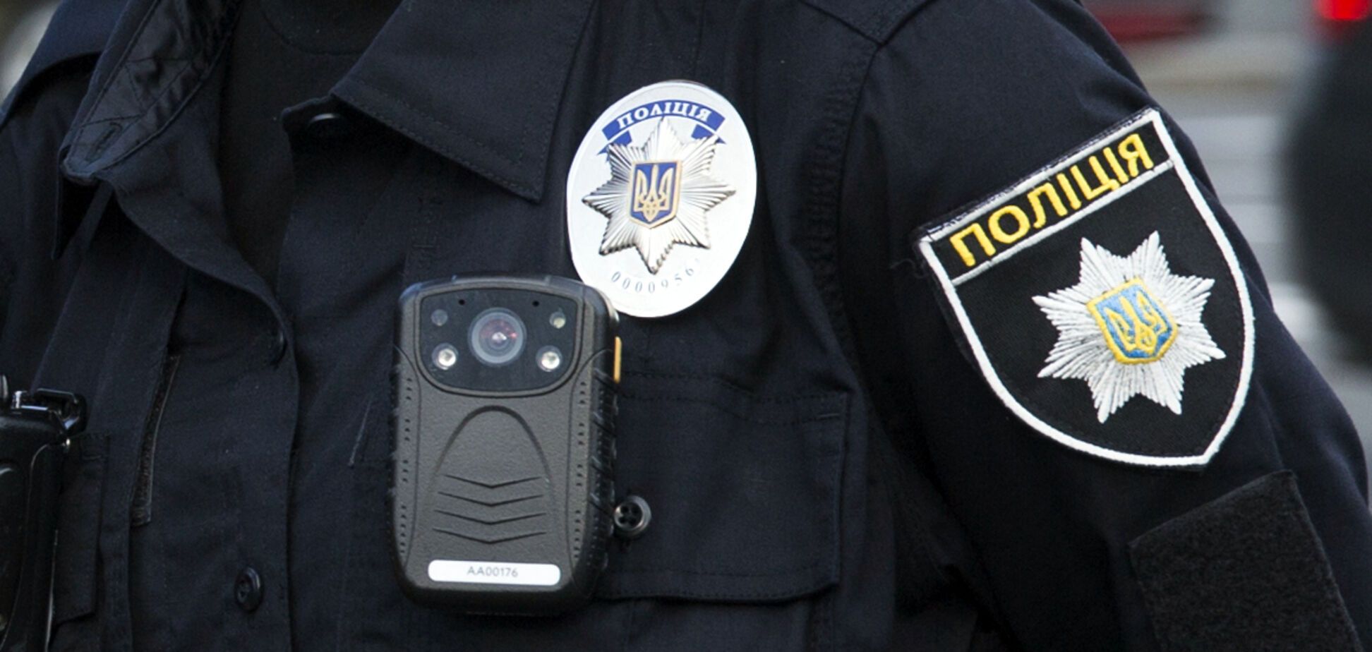 У Дніпрі натовп чоловіків напав на поліцейських: подробиці