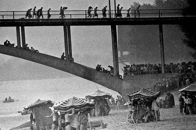 Дождь в Гидропарке Киева в 1970-х годах