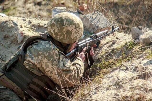 Відео роботи снайпера ЗСУ по терористах "ДНР" потрапило в мережу