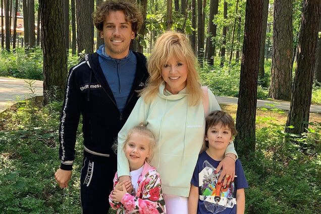 Галкин растрогал сеть редкими фото маленьких детей