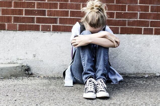 На Одесщине подростки избили 14-летнюю девочку. Видео