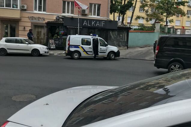 У Києві відбулися сутички біля офісу Медведчука: 17 затриманих