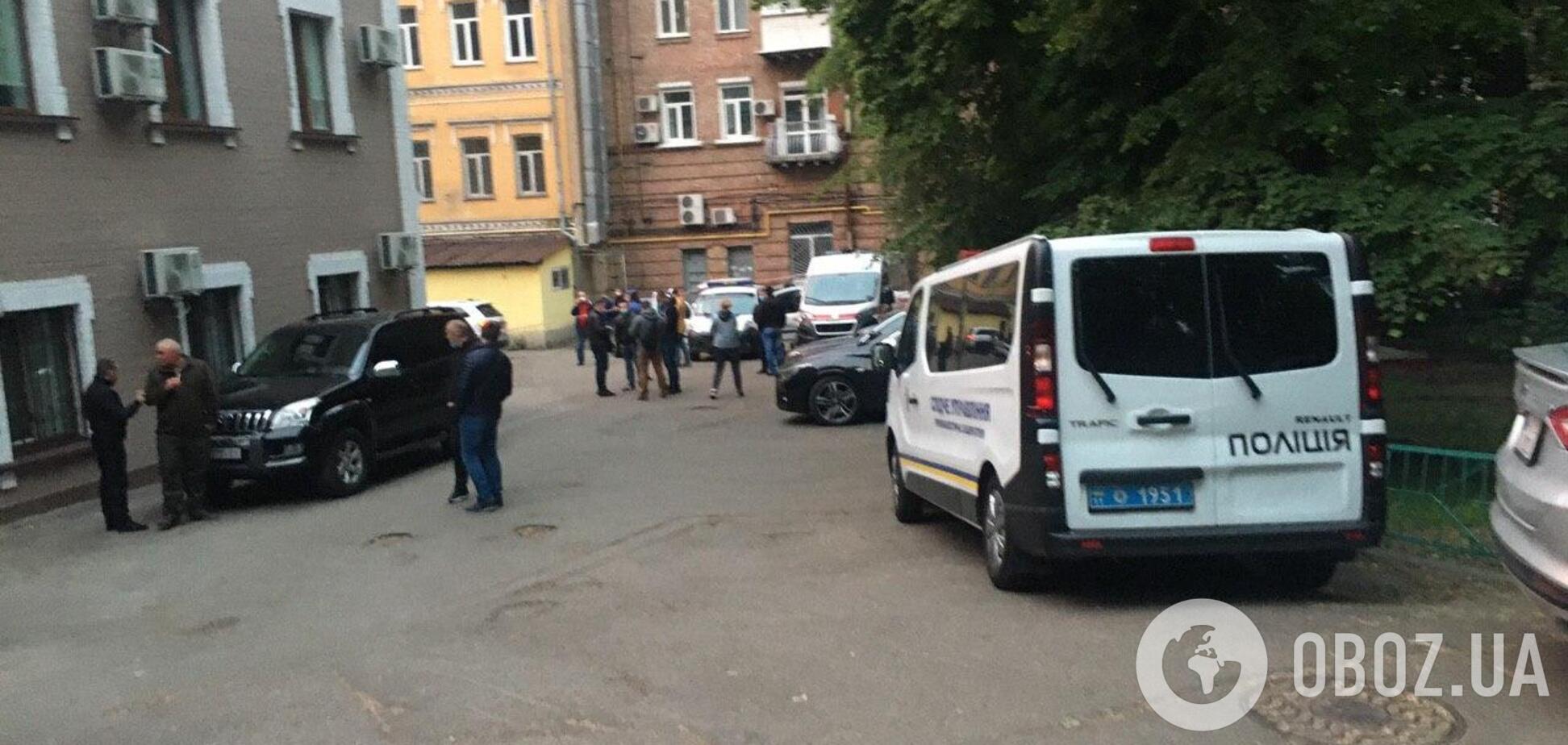 Машина Давыденко была у офиса с самого утра: появились эксклюзивные подробности