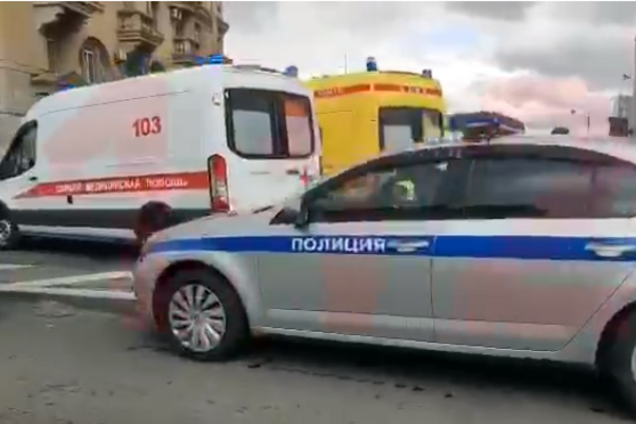 В Москве в банке захватили заложников: здание взяли штурмом. Фото и видео