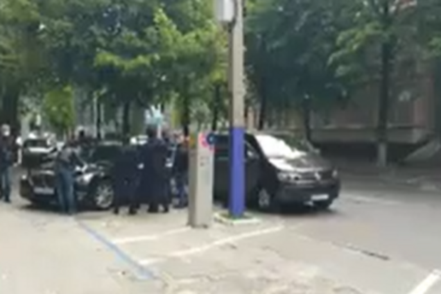 Полицейский спецназ провел задержание