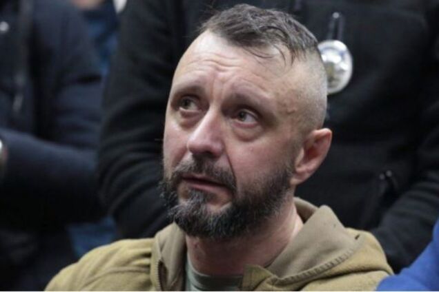 Суд обрав запобіжний захід фігурантам справи Шеремета: під ОПУ влаштували протест