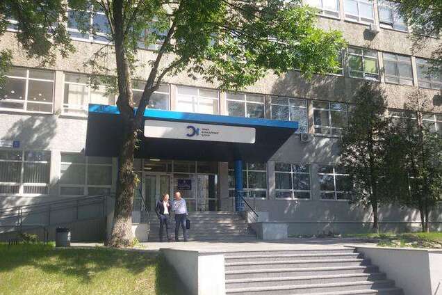 В Україну повертаються 90-ті роки, почались розправи над лікарями