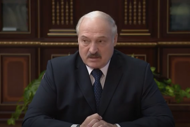 Лукашенко заговорив про другу хвилю коронавірусу в Білорусі і згадав про Бога