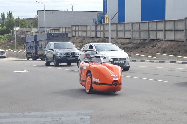 В Украине создали электромобиль, который не боится пробок