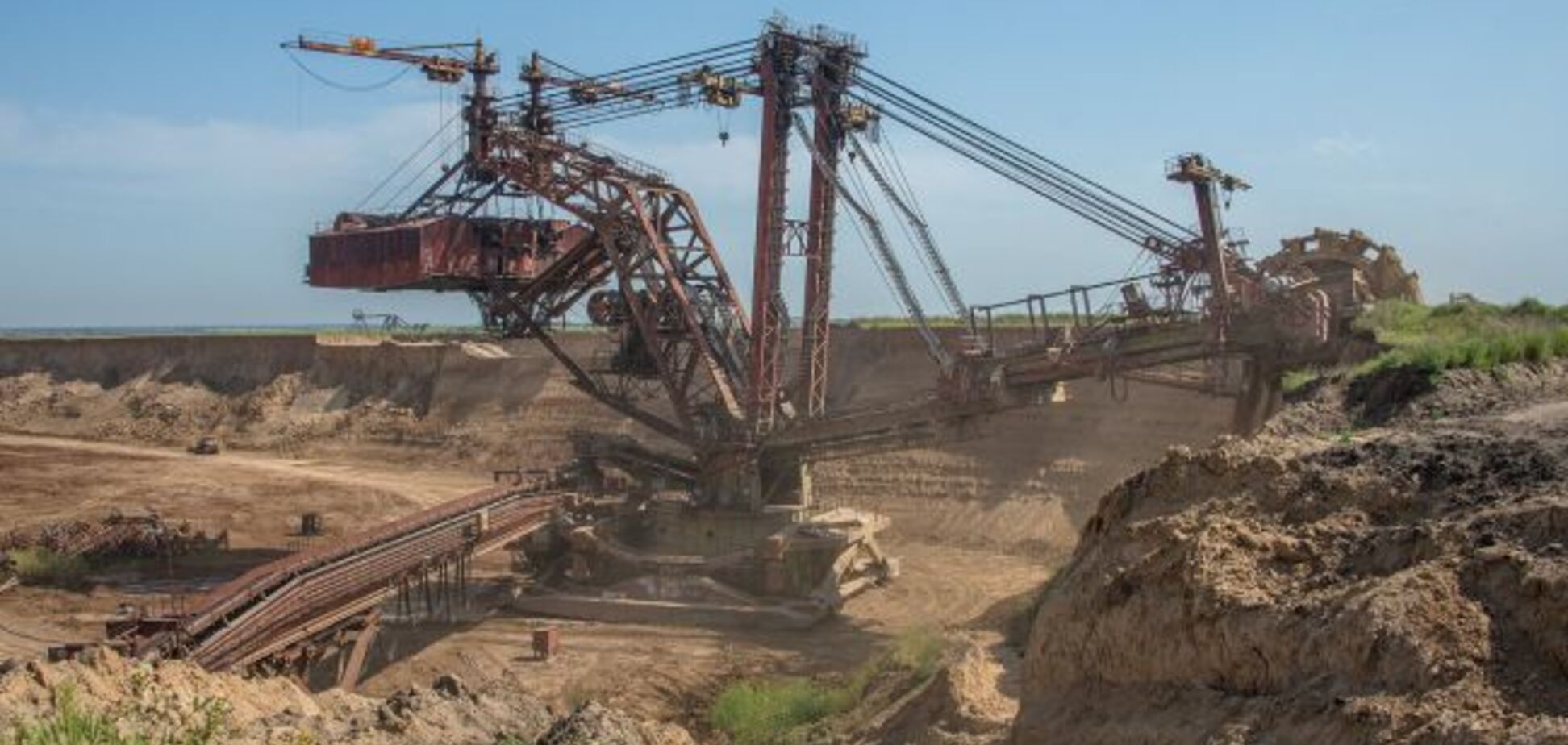 ОГХК зупинила відвантаження продукції