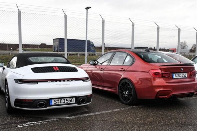 Упали в разы: голландцев удивили цены на авто в Германии