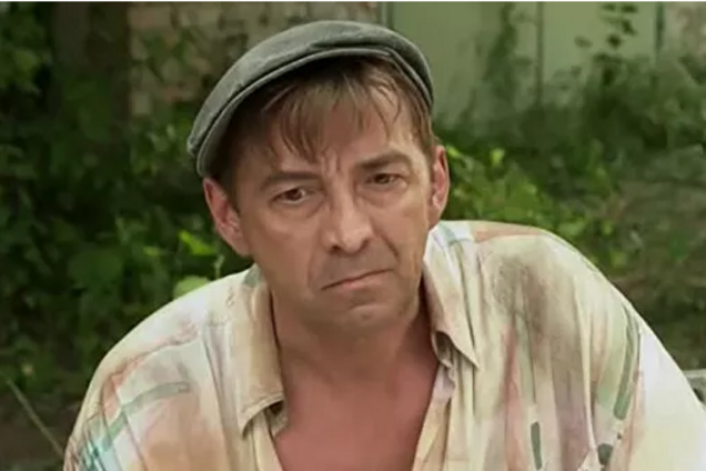 'Это обидно!' Звезда 'Сватов' Добрынин пожаловался на проблемы в карьере из-за сериала