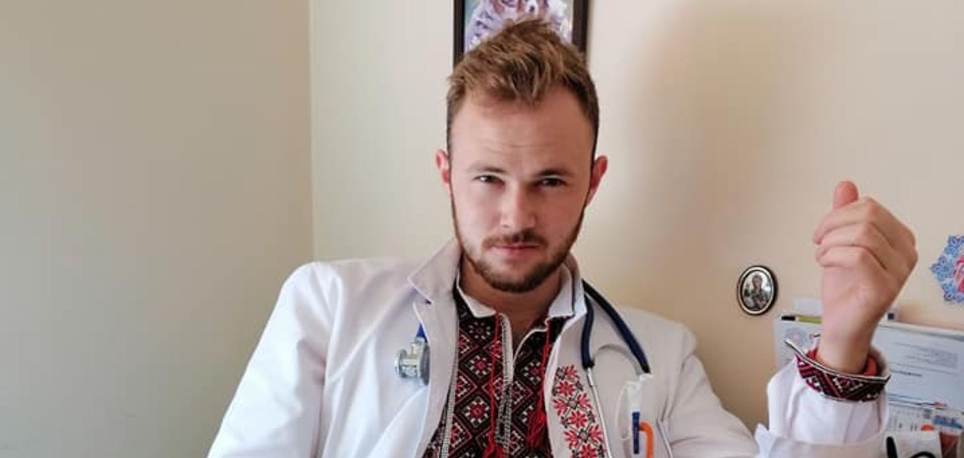 Врач, заразившийся коронавирусом, показал благодарность от Зеленской. Фото