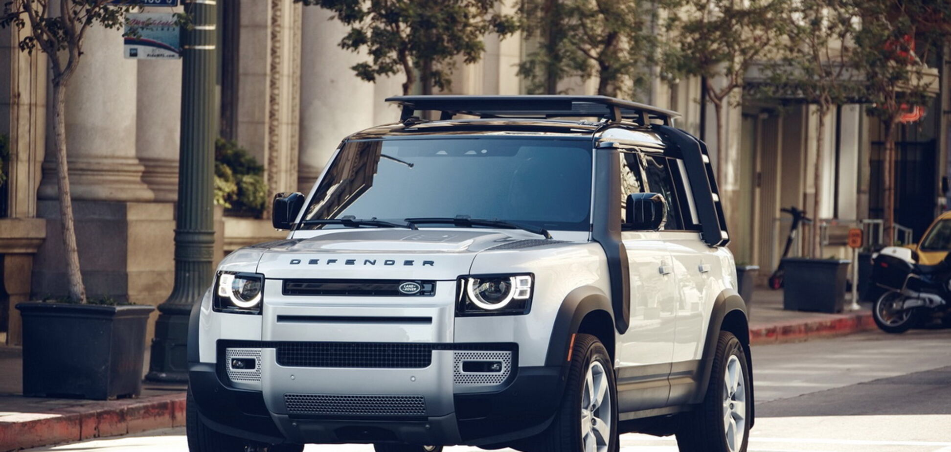 Новый Land Rover Defender прибыл в Украину