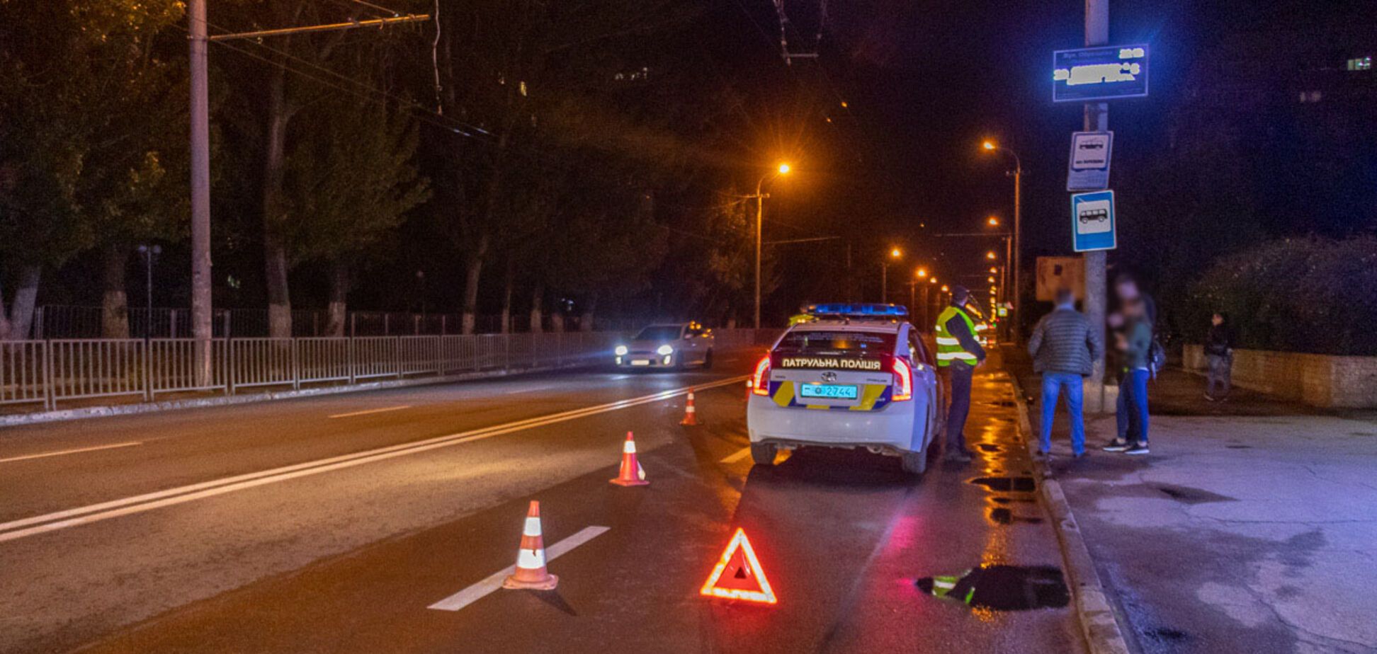 На Калиновій хлопець кинувся під авто