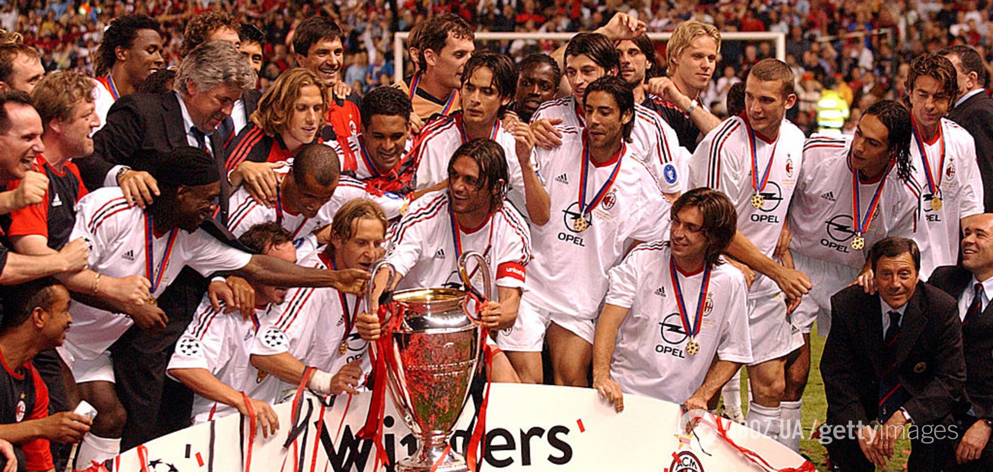 'Милан' празднует победу в Лиге чемпионов-2003