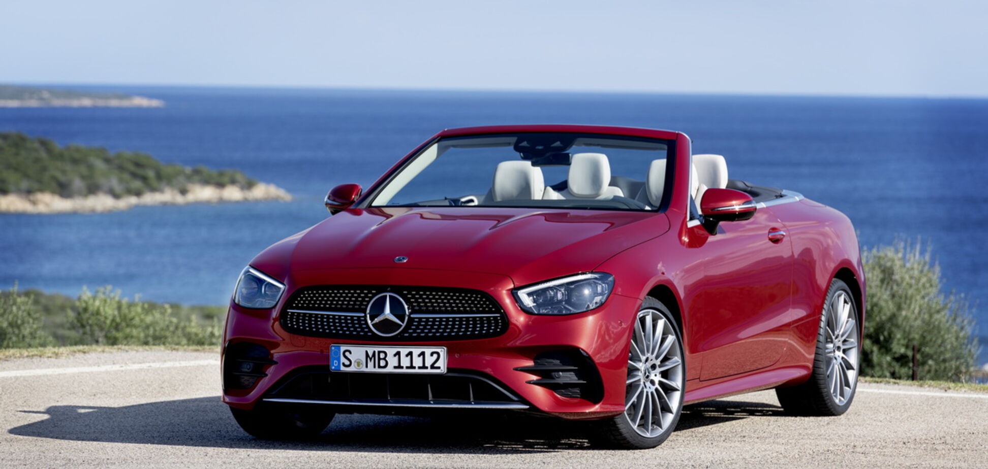 Mercedes-Benz презентував купе і кабріолет E-Class