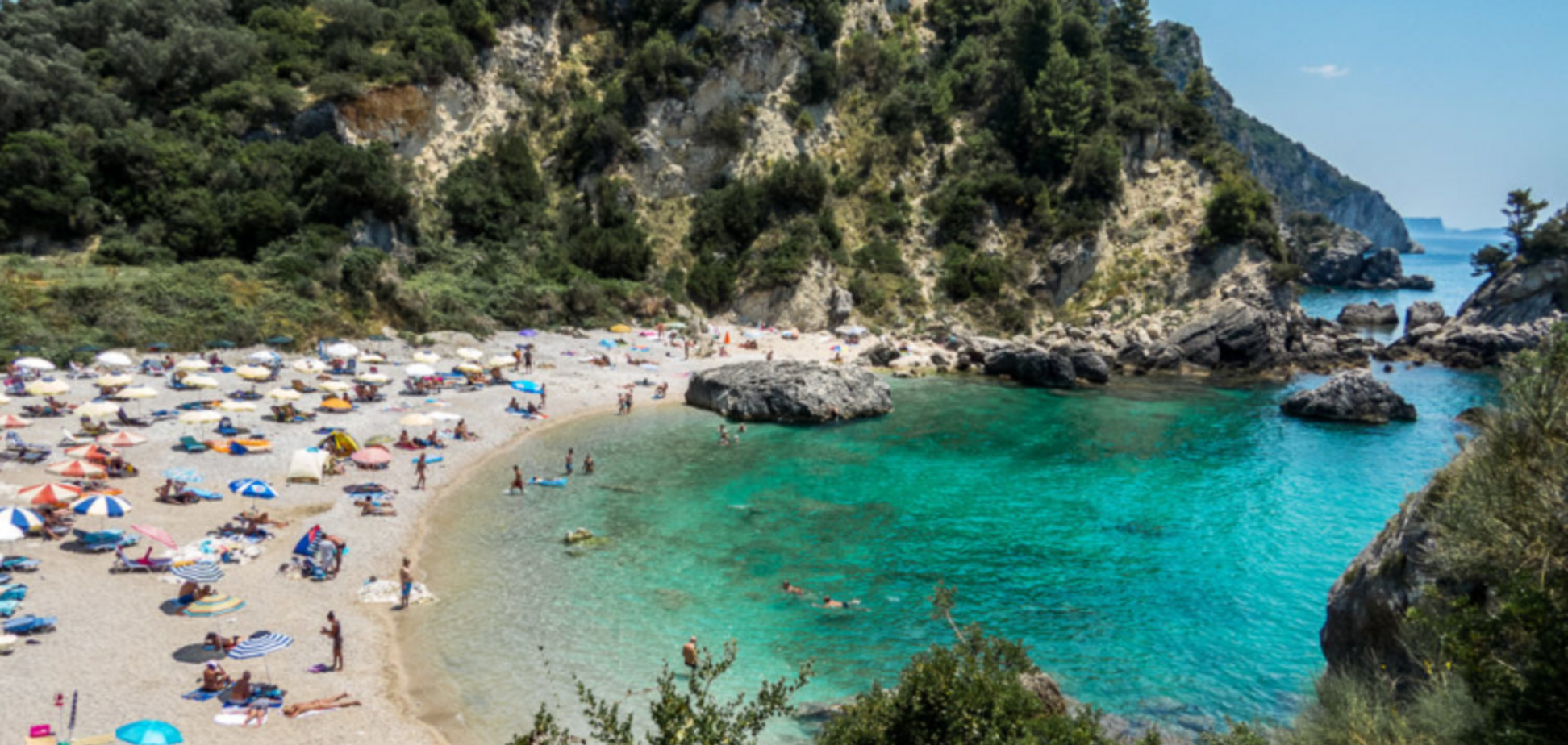 Названы самые безопасные в период пандемии пляжи Европы