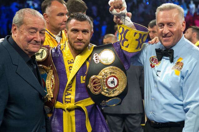 Стало известно, когда состоится бой Ломаченко – Лопес