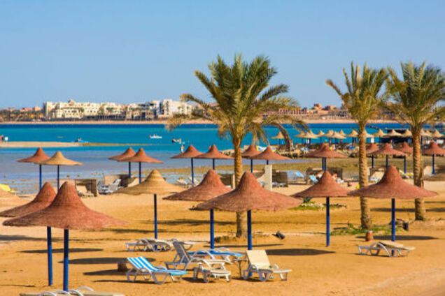 Єгипет відкриває готелі для туристів: озвучені суворі умови