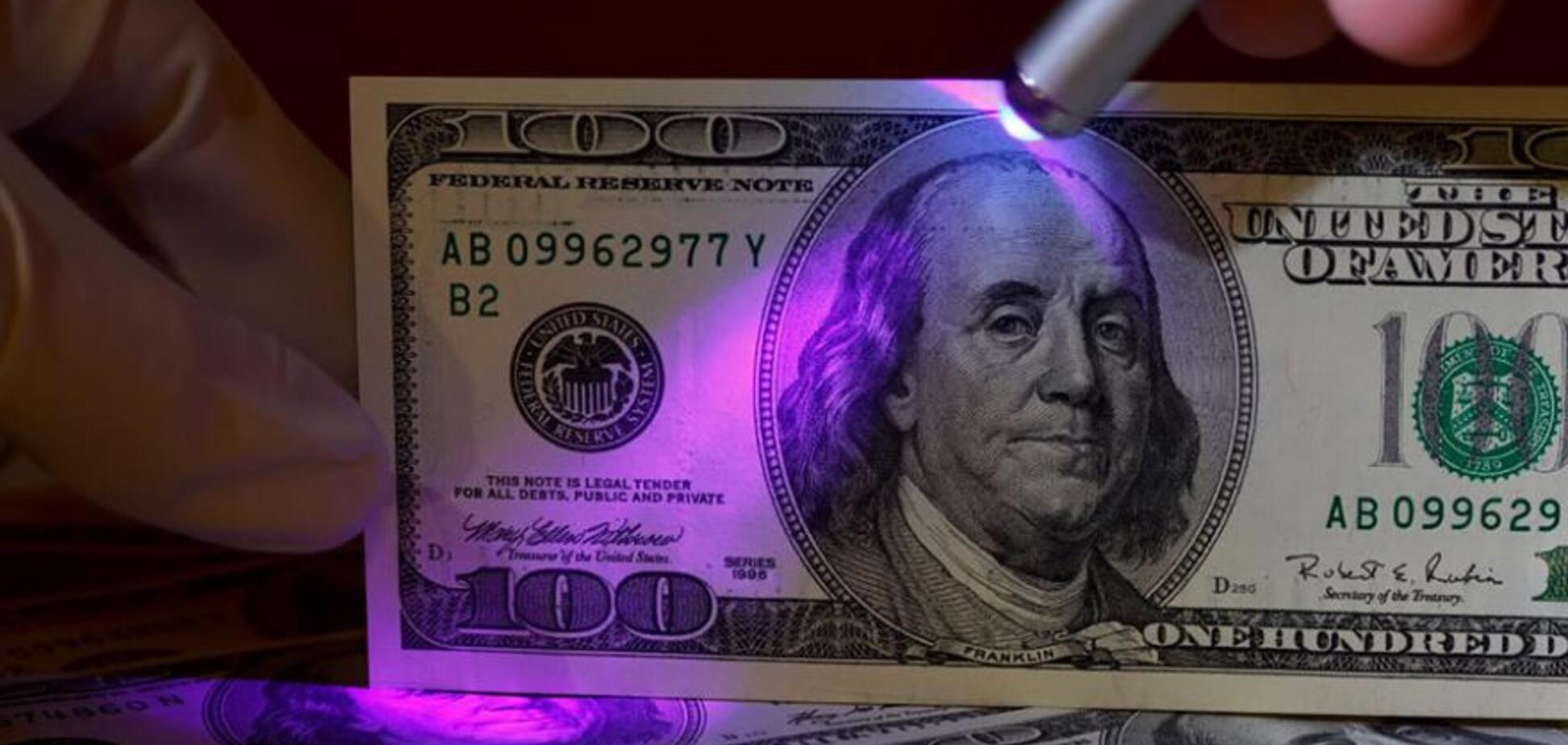 Фальшиві долари в Україні: які купюри частіше підробляють