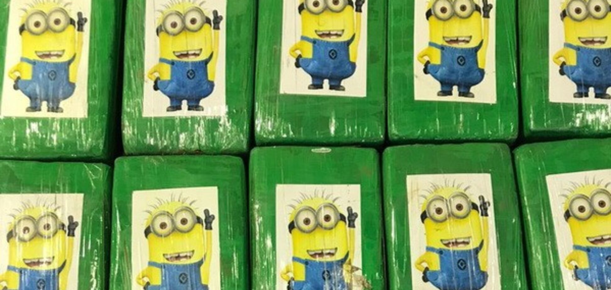 На Одещині в порту 'Південний' знайшли рекордні 53 кг кокаїну. Фото і відео