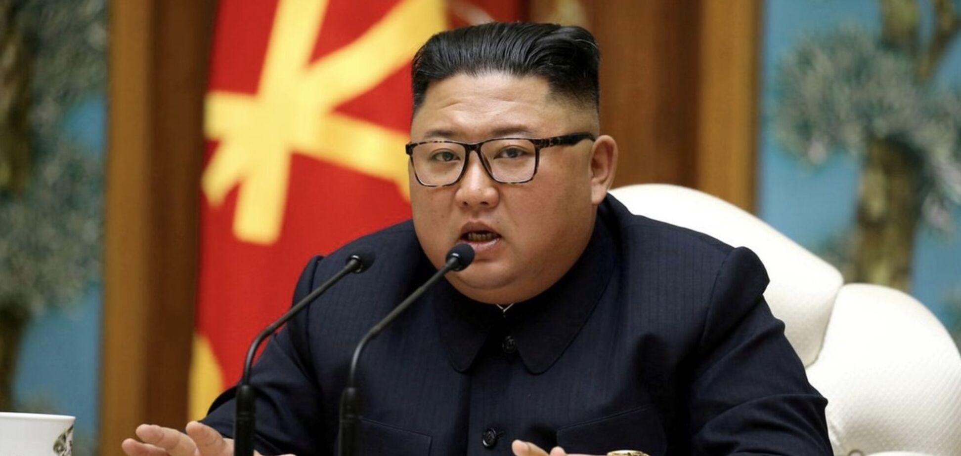 'Это не он!' На Западе распространились теории о двойнике Ким Чен Ына: фото в сравнении
