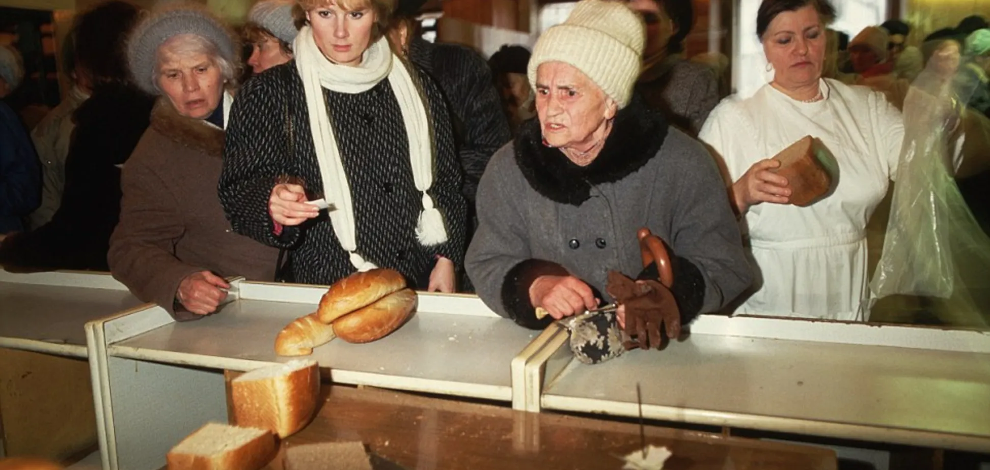 Бесконечные очереди в СССР: а вы стояли?