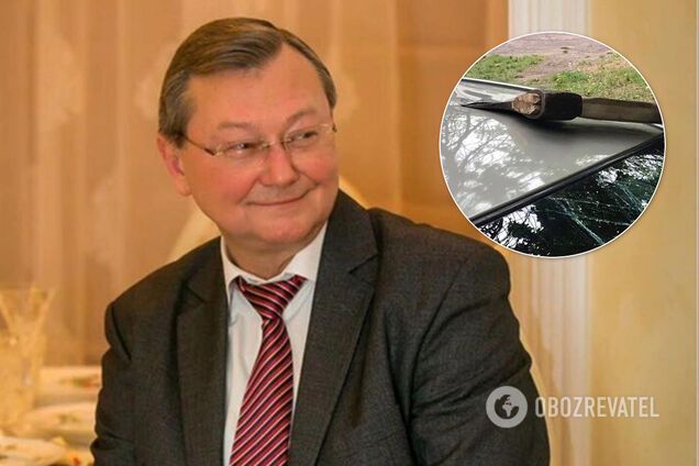 Авто ректора Донецького медуніверситету порубали сокирою: спливли скандальні історії