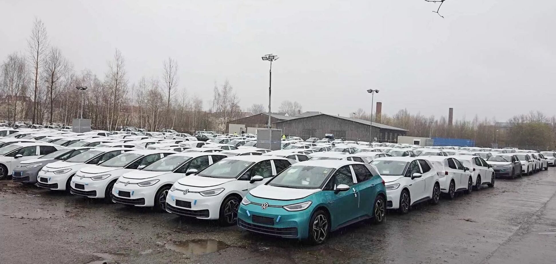 'Кладовище' нових електромобілів VW зникне вже у червні