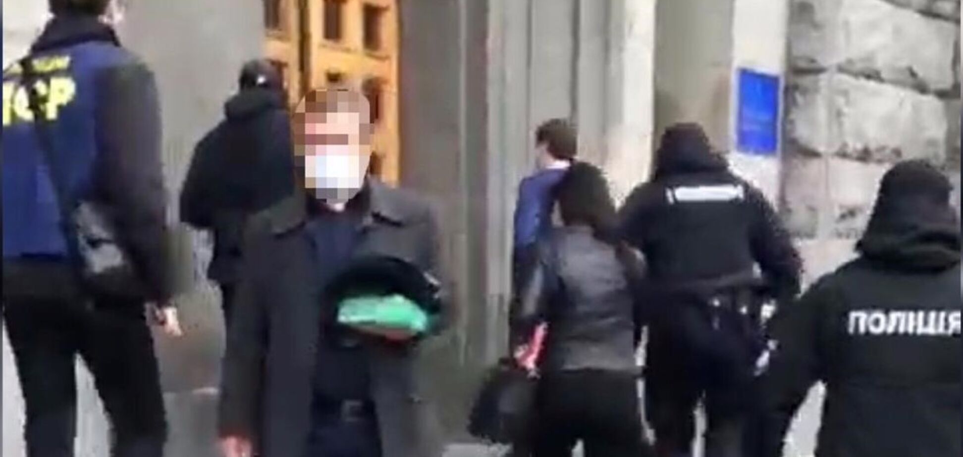 В Харькове пришли с обысками к Кернесу: появились подробности